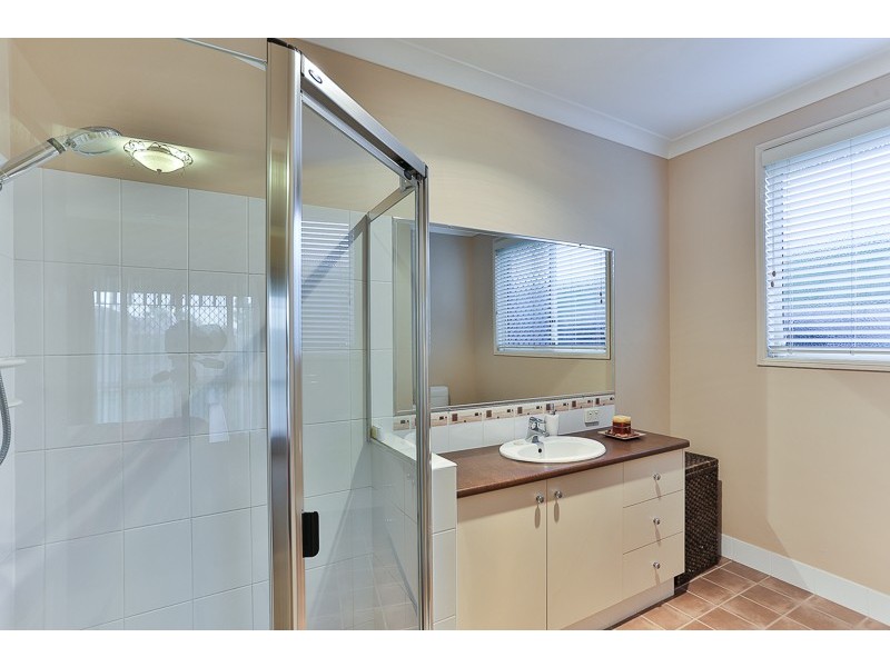 4 Sommariva Street, Westbrook QLD 4350