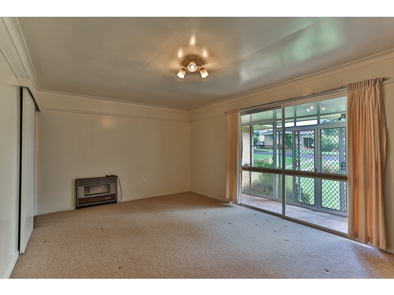 44 Sardon Street, Centenary Heights QLD 4350