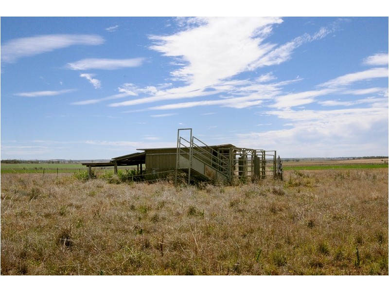 64 Macaulays Road, Westbrook QLD 4350