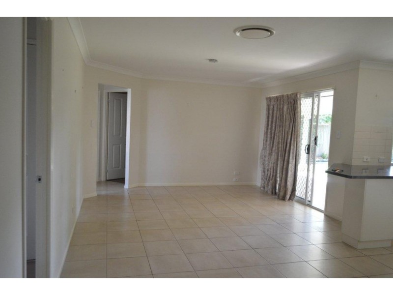 5a Devine Street, Harristown QLD 4350
