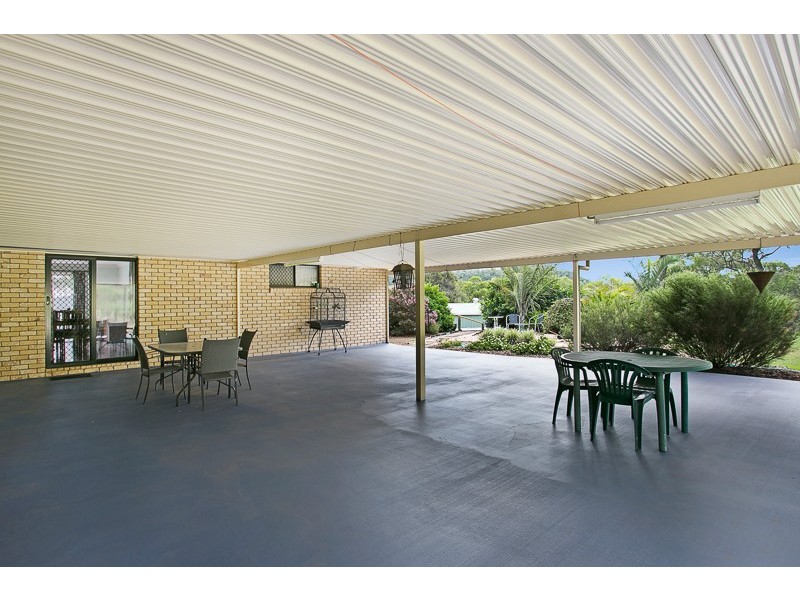 4 Clover Court, Meringandan West QLD 4352