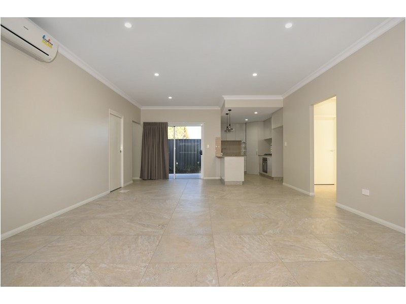 32/565 Hume Street, Kearneys Spring QLD 4350