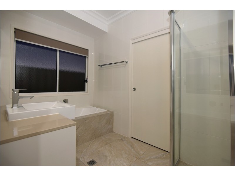 8/565 Hume Street, Kearneys Spring QLD 4350