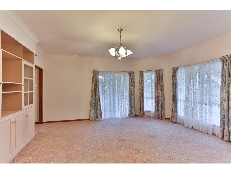3 Lanbar Court, Glenvale QLD 4350