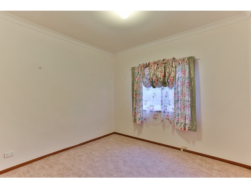 3 Lanbar Court, Glenvale QLD 4350