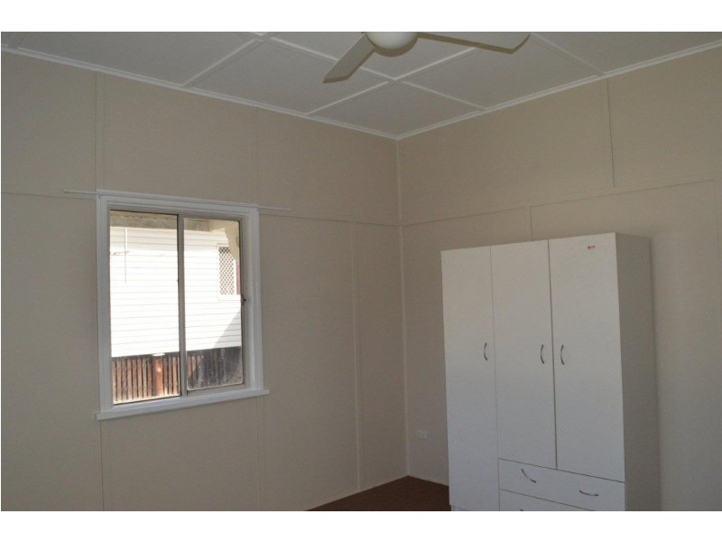 57 Hillview Avenue, Newtown QLD 4350