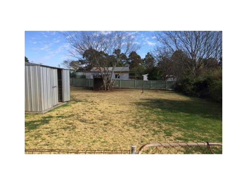 57 Hillview Avenue, Newtown QLD 4350