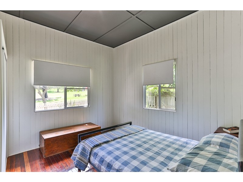18 and 20 Jones Street, Harlaxton QLD 4350