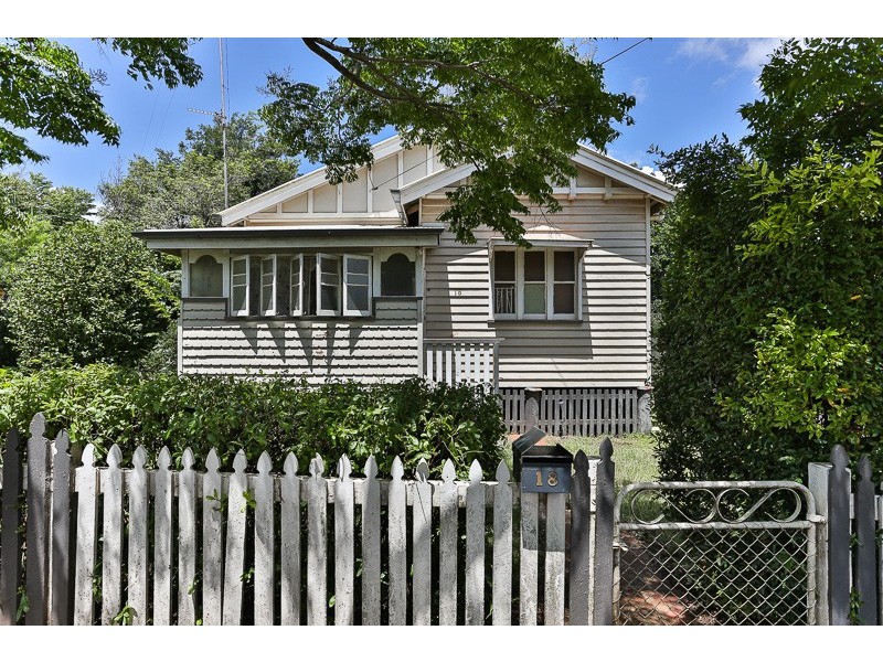 18 and 20 Jones Street, Harlaxton QLD 4350