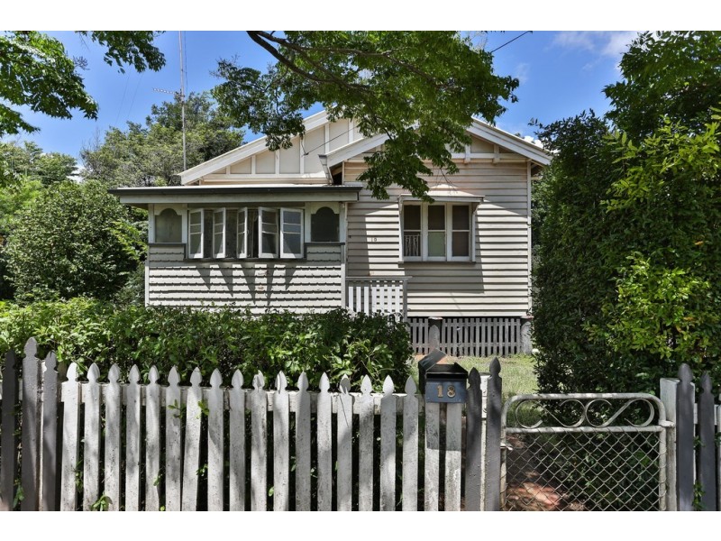 18 Jones Street, Harlaxton QLD 4350