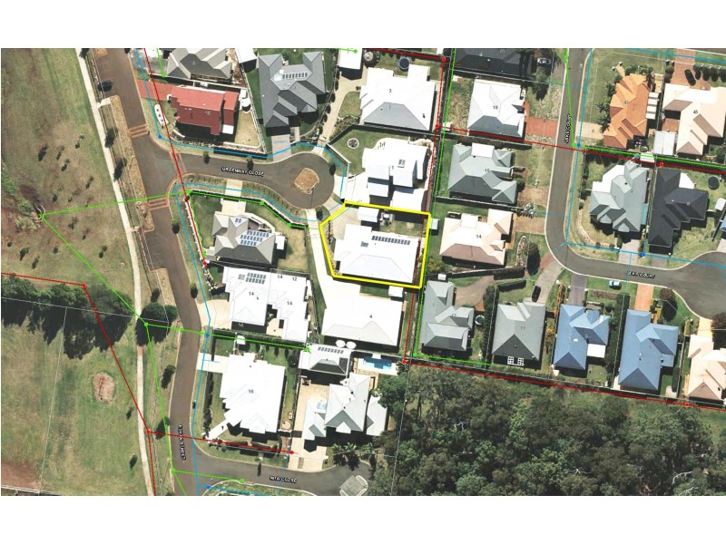 2 Greenway Close, Middle Ridge QLD 4350