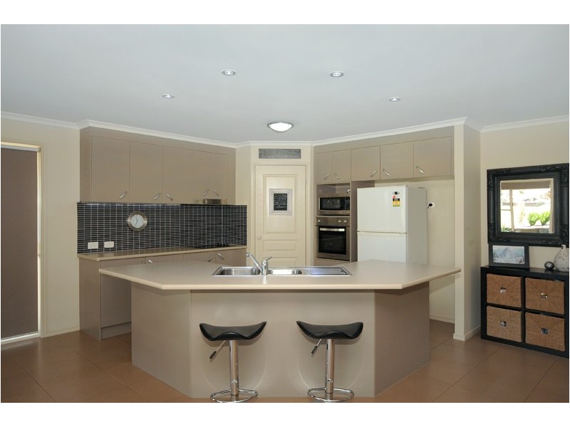 22 Curlew Street, Meringandan West QLD 4352