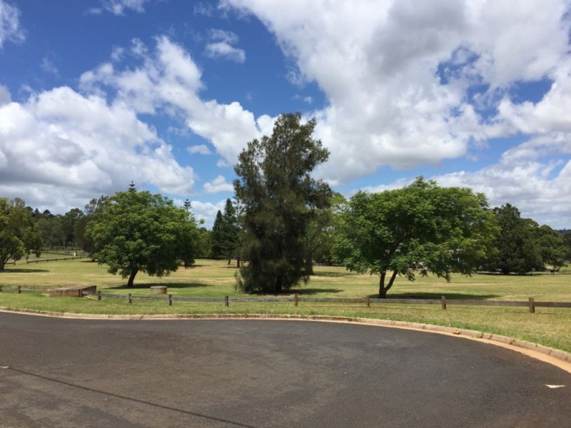 34 Mooney Street, Harlaxton QLD 4350