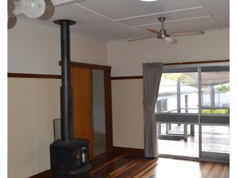 69 Drummond Street, Rangeville QLD 4350