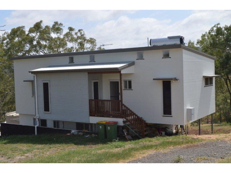 8a Fig Tree Place, Top Camp QLD 4350