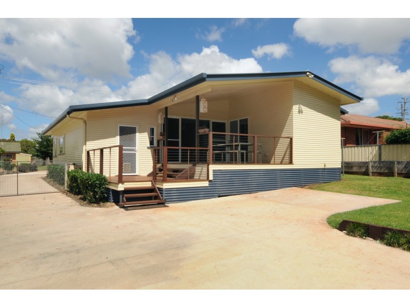 181 Alderley Street, Centenary Heights QLD 4350
