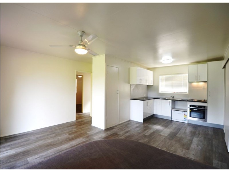 3/250 Alderley Street, Centenary Heights QLD 4350