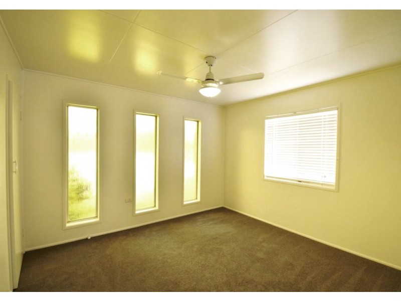 3/250 Alderley Street, Centenary Heights QLD 4350