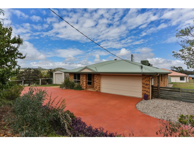 5 Paspalum Court, Meringandan West QLD 4352