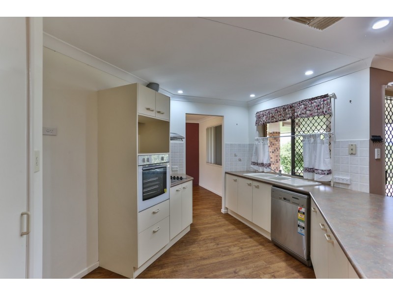 5 Paspalum Court, Meringandan West QLD 4352