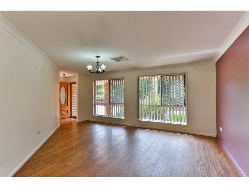 5 Paspalum Court, Meringandan West QLD 4352