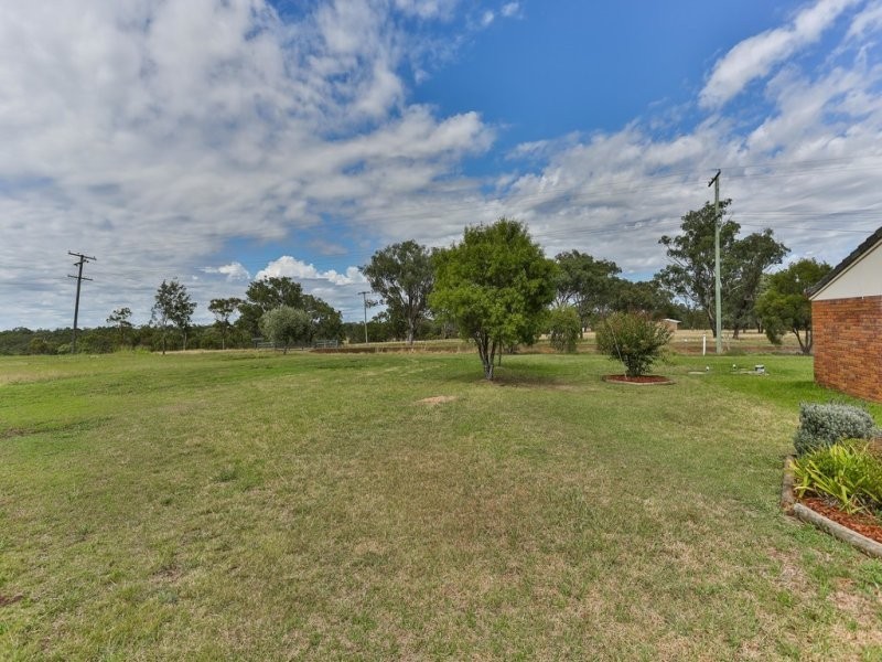 20 Carolann Street, Glenvale QLD 4350