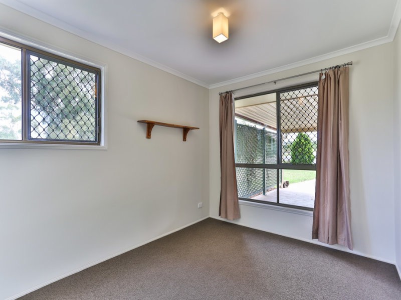 20 Carolann Street, Glenvale QLD 4350