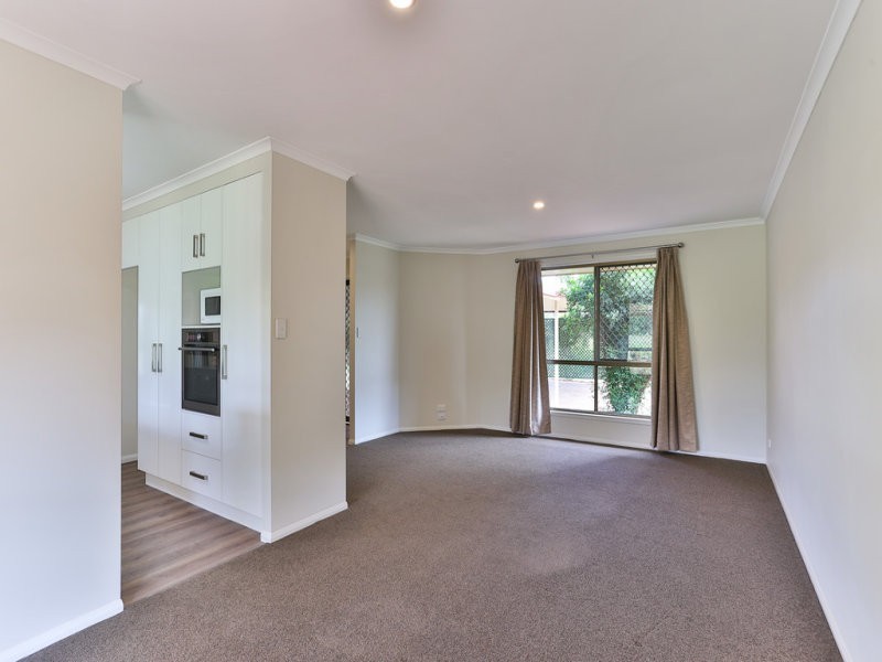 20 Carolann Street, Glenvale QLD 4350