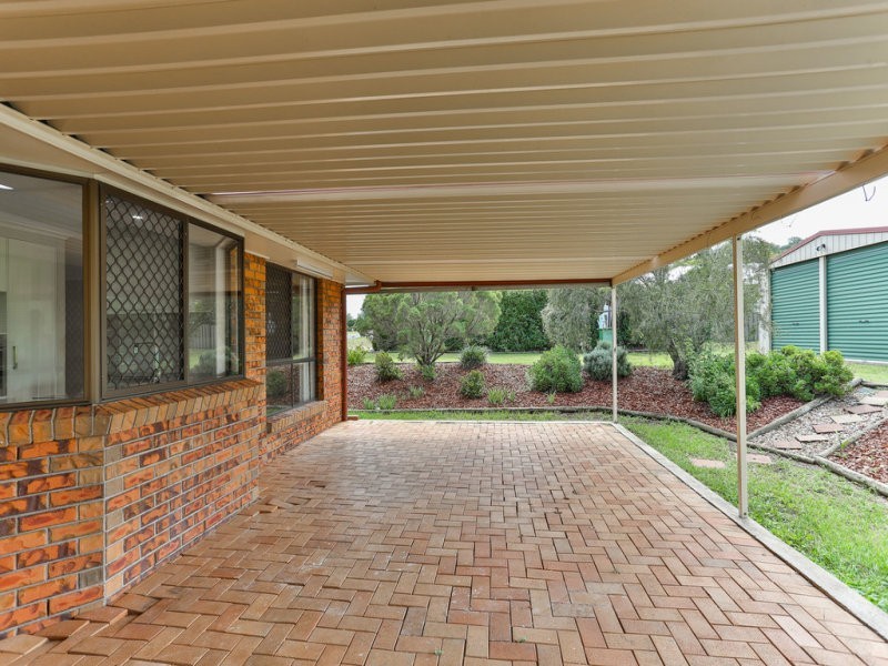 20 Carolann Street, Glenvale QLD 4350