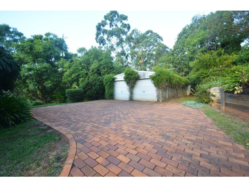 17 Grey Gums Drive, Blue Mountain Heights QLD 4350