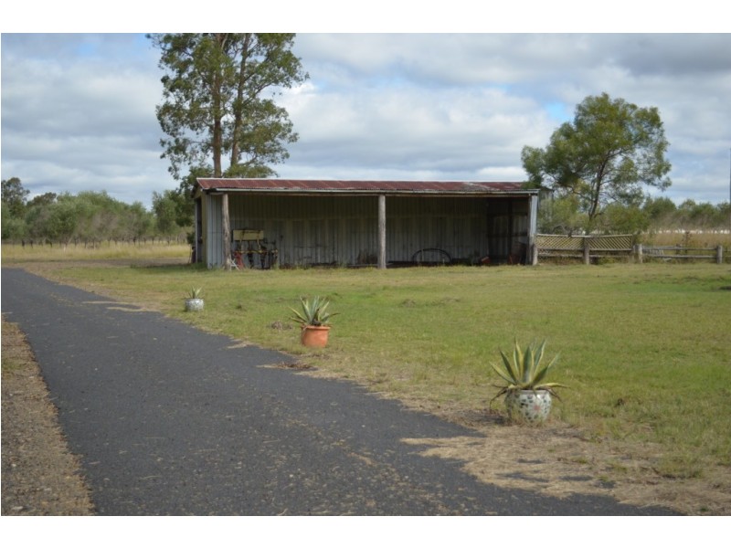 121 Spiers Creek Road, Stonehenge QLD 4357