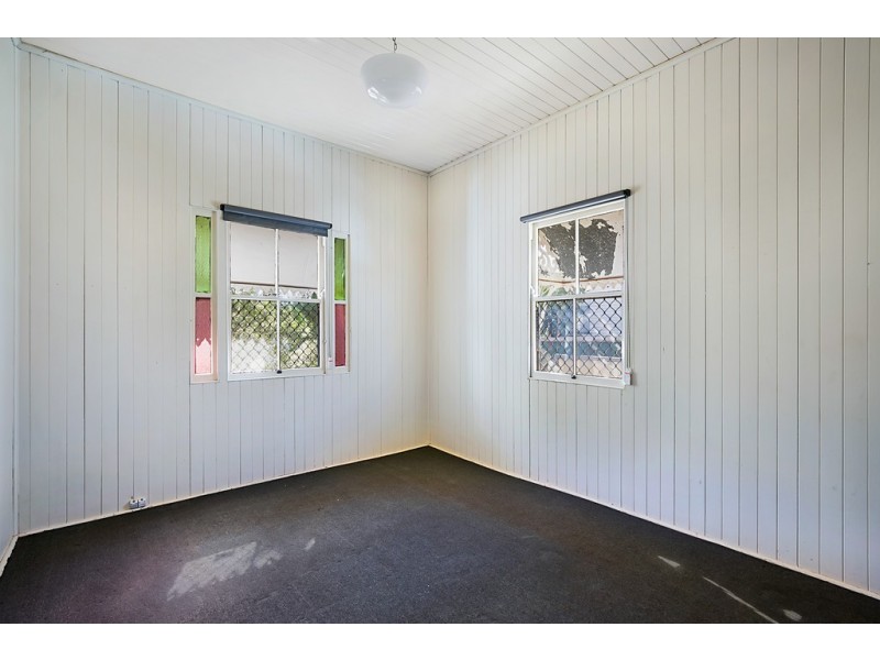 6 Bath Street, North Toowoomba QLD 4350