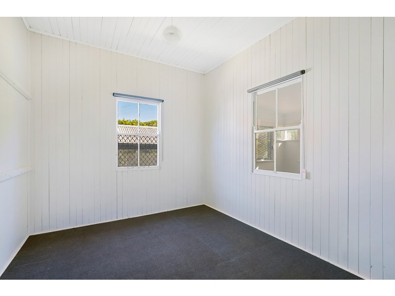 6 Bath Street, North Toowoomba QLD 4350