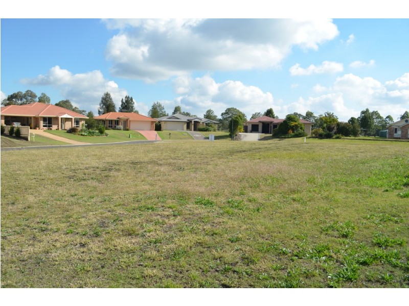 22 Fairway Drive, Pittsworth QLD 4356