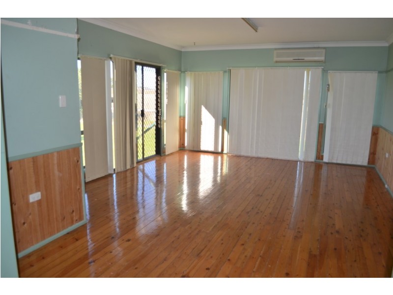 43 Railway Parade, Cambooya QLD 4358