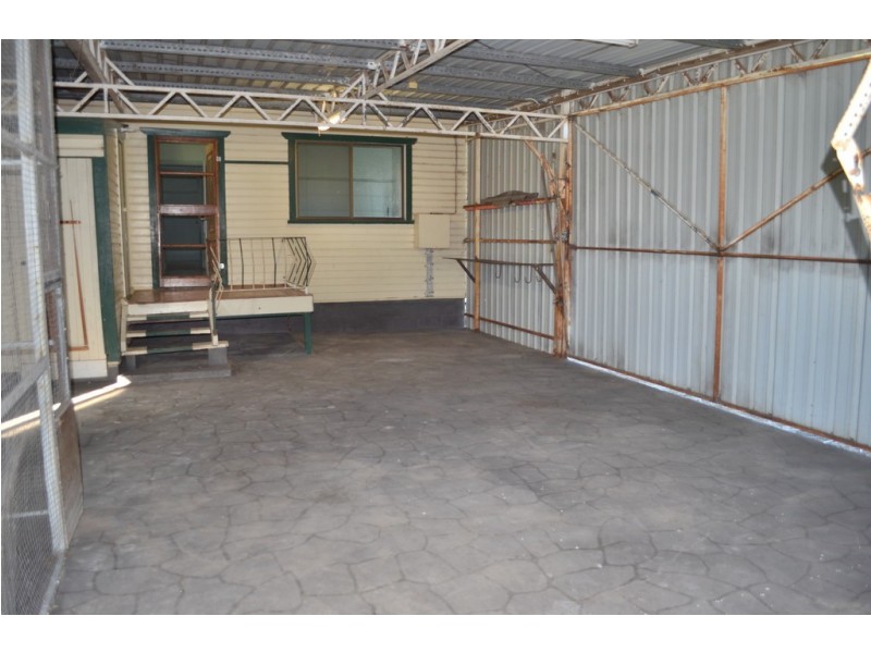 43 Railway Parade, Cambooya QLD 4358