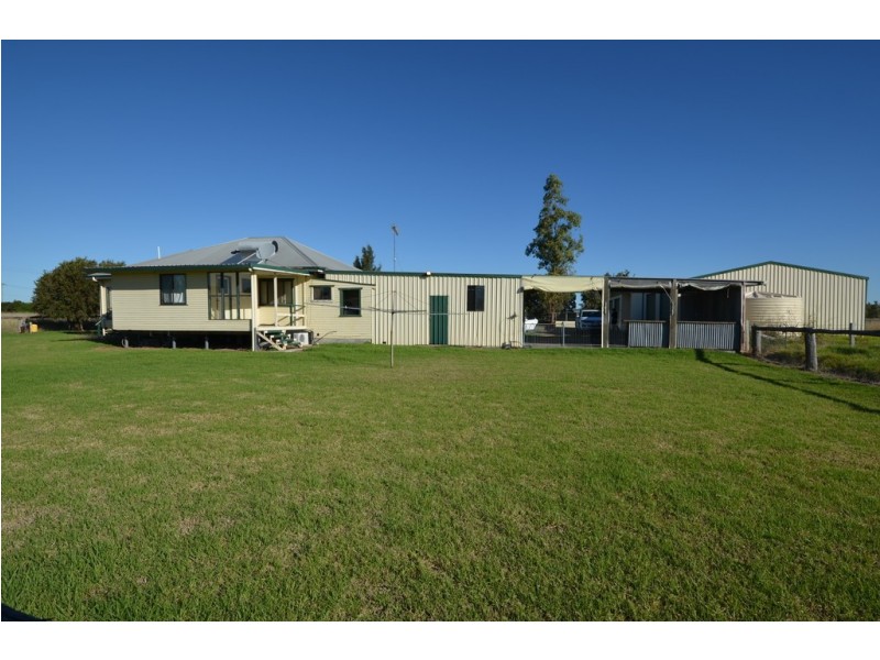 43 Railway Parade, Cambooya QLD 4358