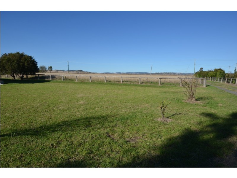 43 Railway Parade, Cambooya QLD 4358