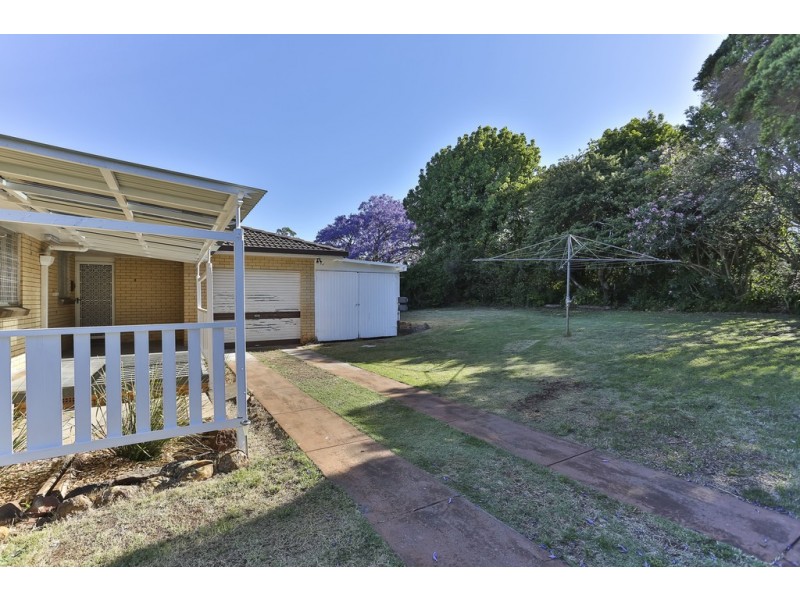 49 Noll Street, Kearneys Spring QLD 4350