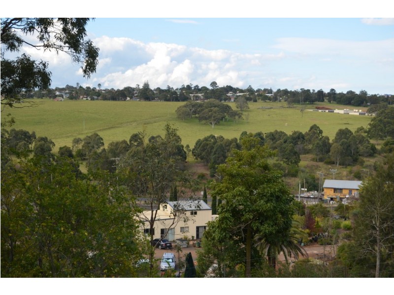 28-30 Hogg Street, Rockville QLD 4350