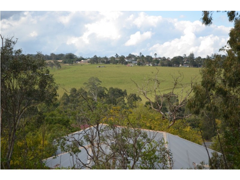 28-30 Hogg Street, Rockville QLD 4350