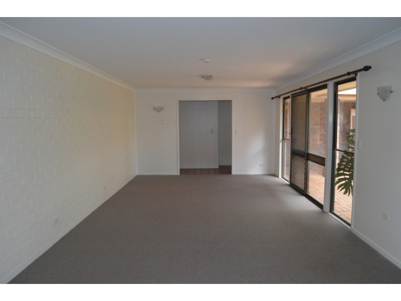 27 Lotus Crescent, Centenary Heights QLD 4350