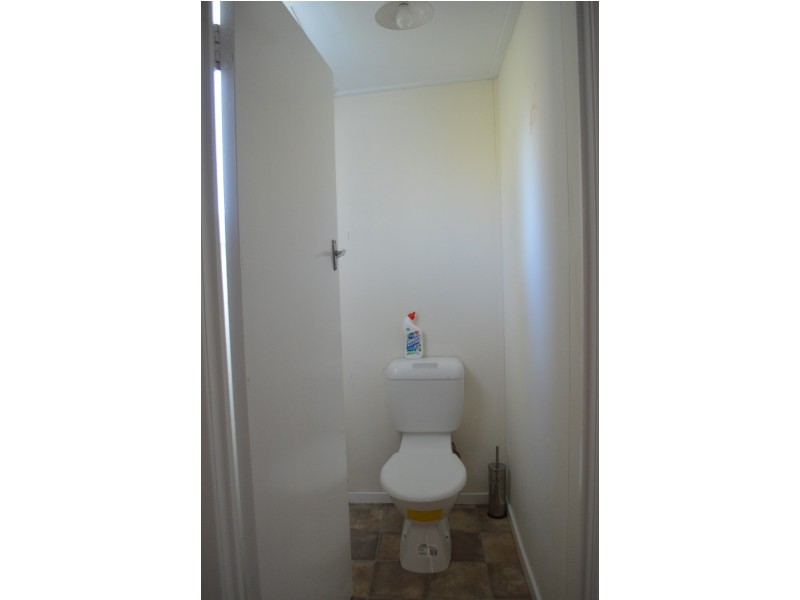 354 South Street, Harristown QLD 4350