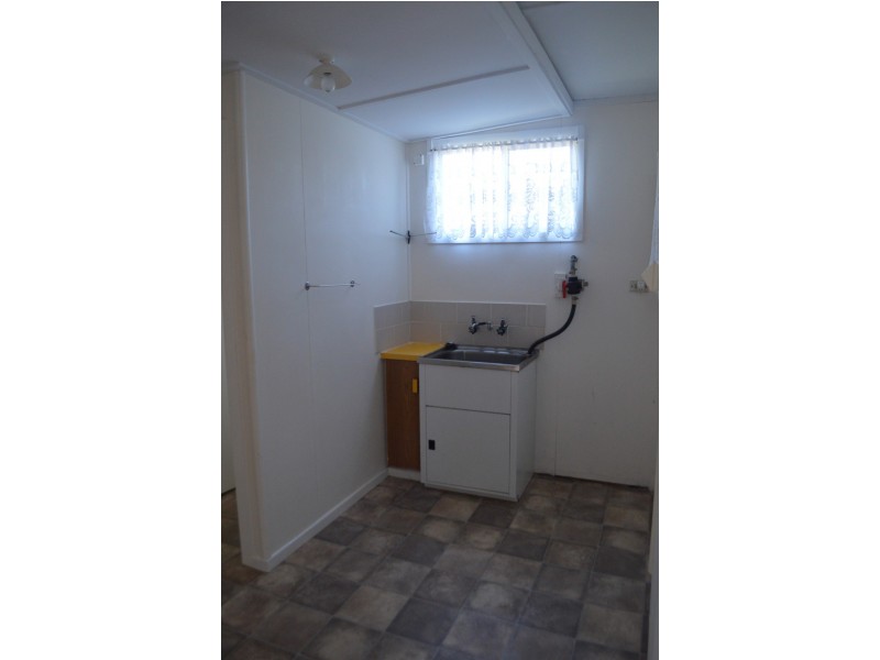 354 South Street, Harristown QLD 4350