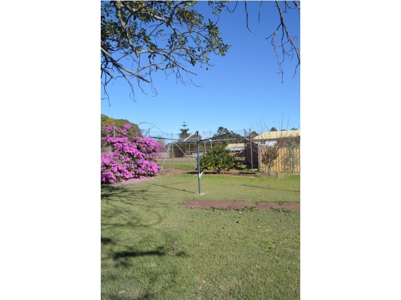 354 South Street, Harristown QLD 4350