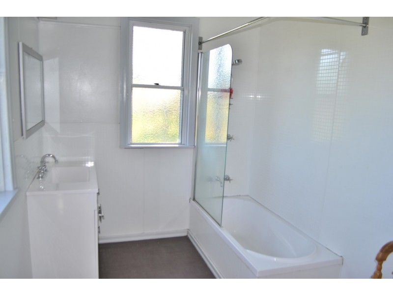 3278 Oakey-Cooyar Road, Kulpi QLD 4352