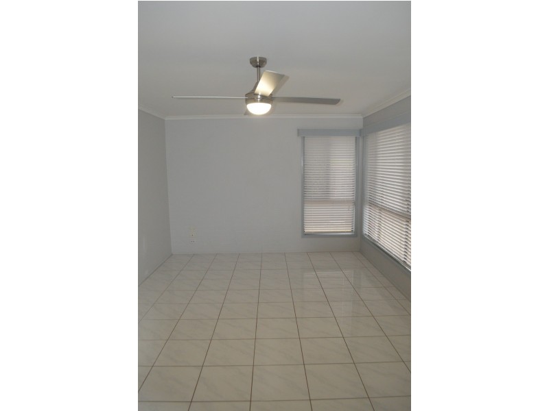 121 Glenvale Road, Newtown QLD 4350