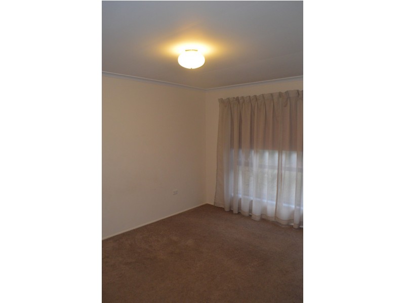 121 Glenvale Road, Newtown QLD 4350