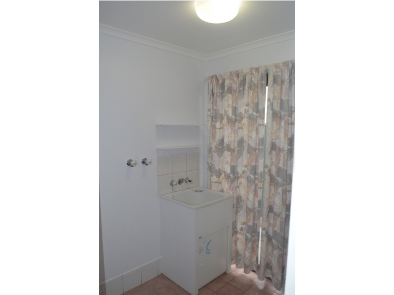 121 Glenvale Road, Newtown QLD 4350
