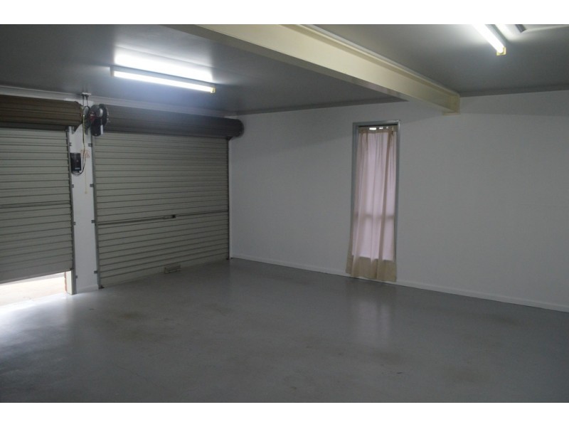 121 Glenvale Road, Newtown QLD 4350